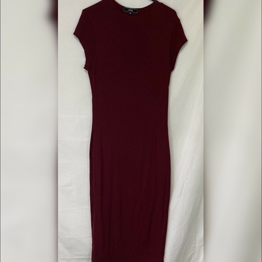 Elegant Vibe Burgundy Dress